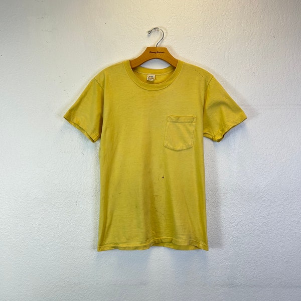 Vintage 90'S JCPenney TOWNCRAFT striped pocket T-shirt, Made in USA, Men's Medium cotton blue type Vintage Second Hand