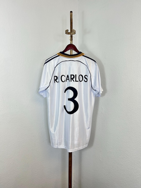 Real Madrid R. CARLOS 3番ジャージ Real Madrid R. CARLOS 3番ジャージ