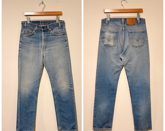 Jeans Levi's 505 vintage anni '80, in denim, made in USA, taglia 32, codice 541544.