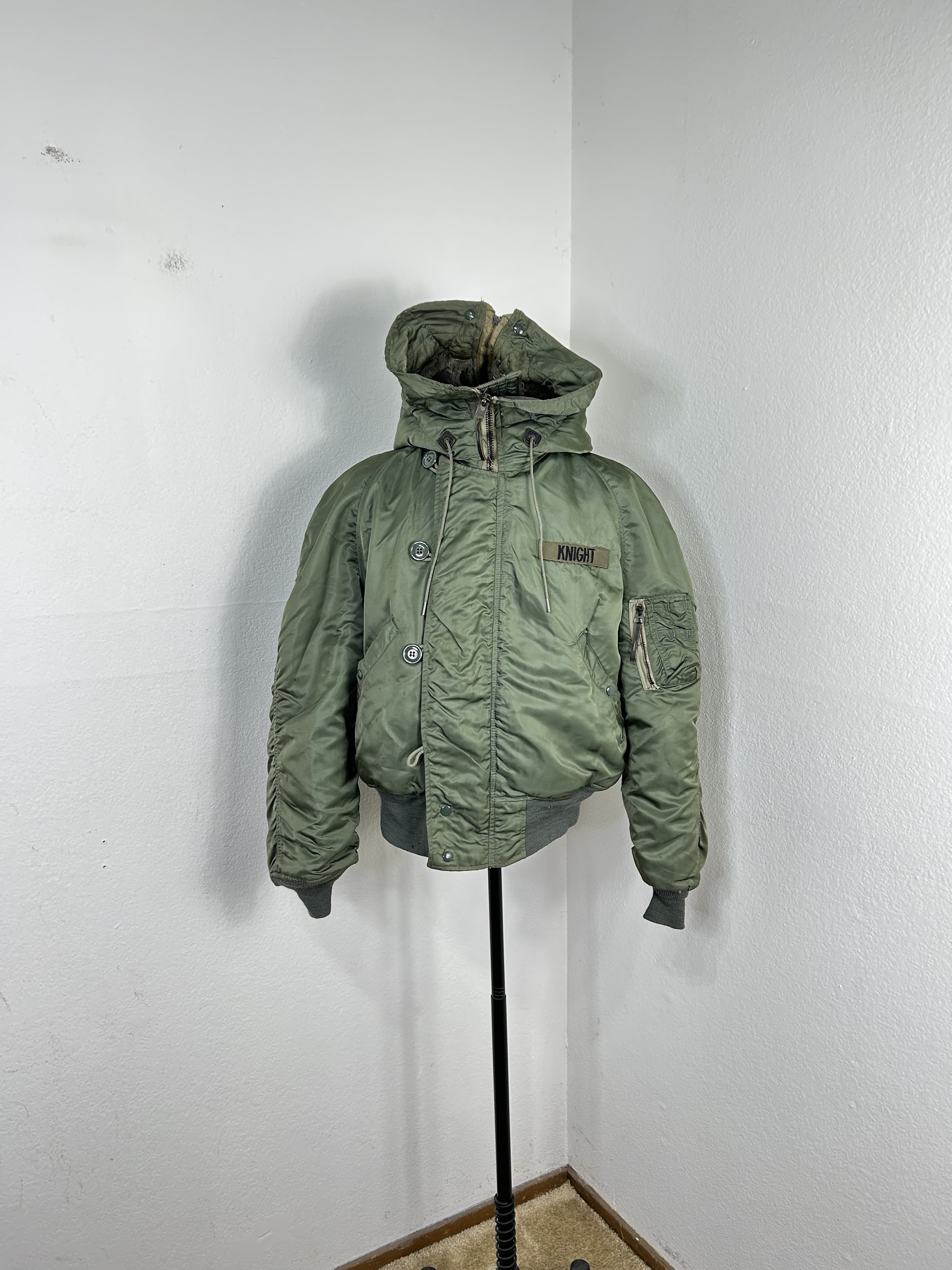 70s Vintage Military U.s.air Force N-2B Flight Bomber Jacket 70s Vintage Military U.s.air Force N-2B Flight Bomber Jacket