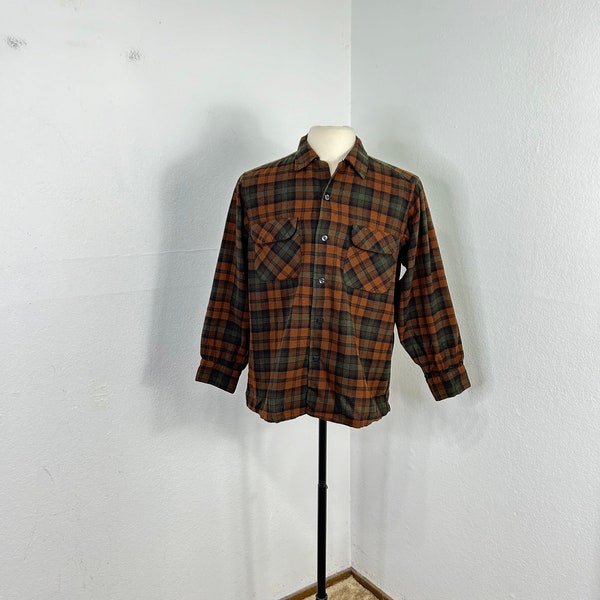 70s vintage pendleton loop collar 100% wool plaid shirt size Medium 865188