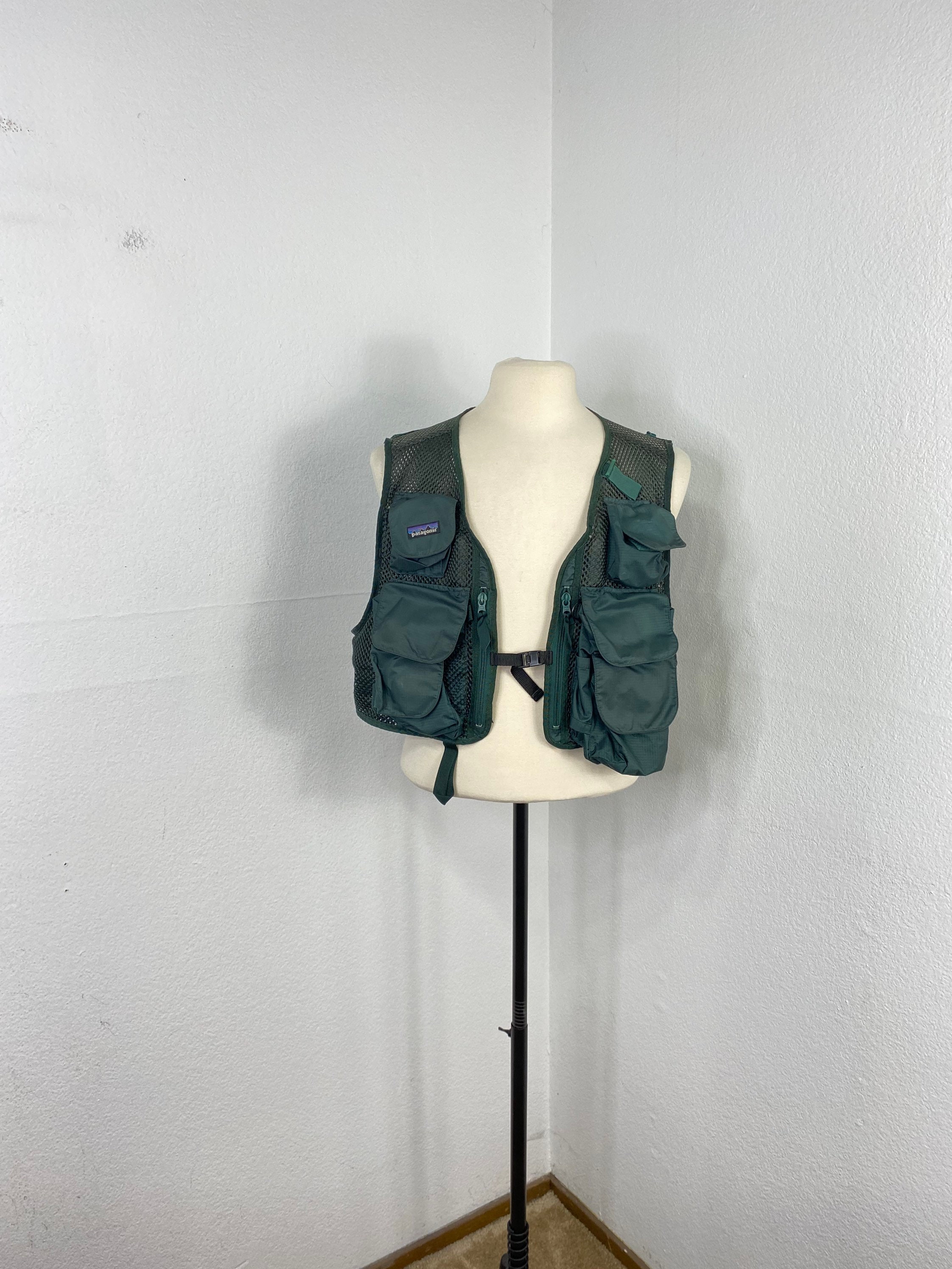 アウトレット☆送料無料】 VINTAGE OLD PATAGONIA FISSING MESH VEST