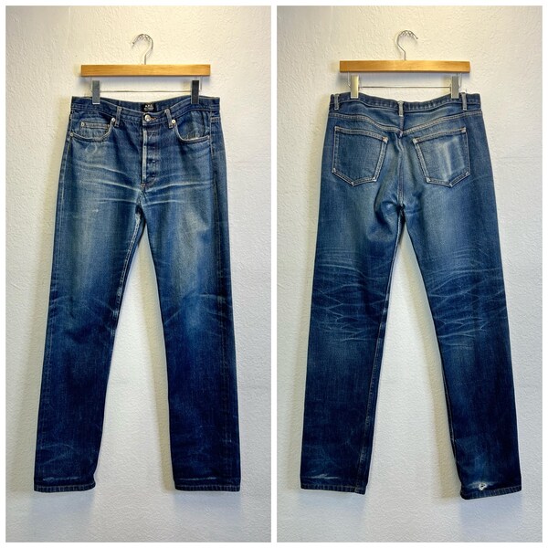 Pantalones vaqueros A.P.C. New Standard denim con ribete de línea roja talla 35 443077