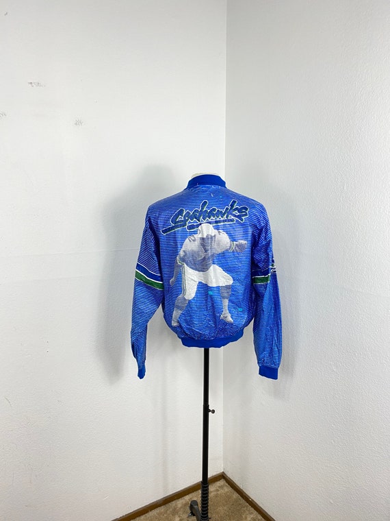 diario Analítico Brillar Chaqueta de papel de impresión vintage de los años 80 seattle - Etsy España diario Analítico Brillar Chaqueta de papel de impresión vintage de los años 80 seattle - Etsy España