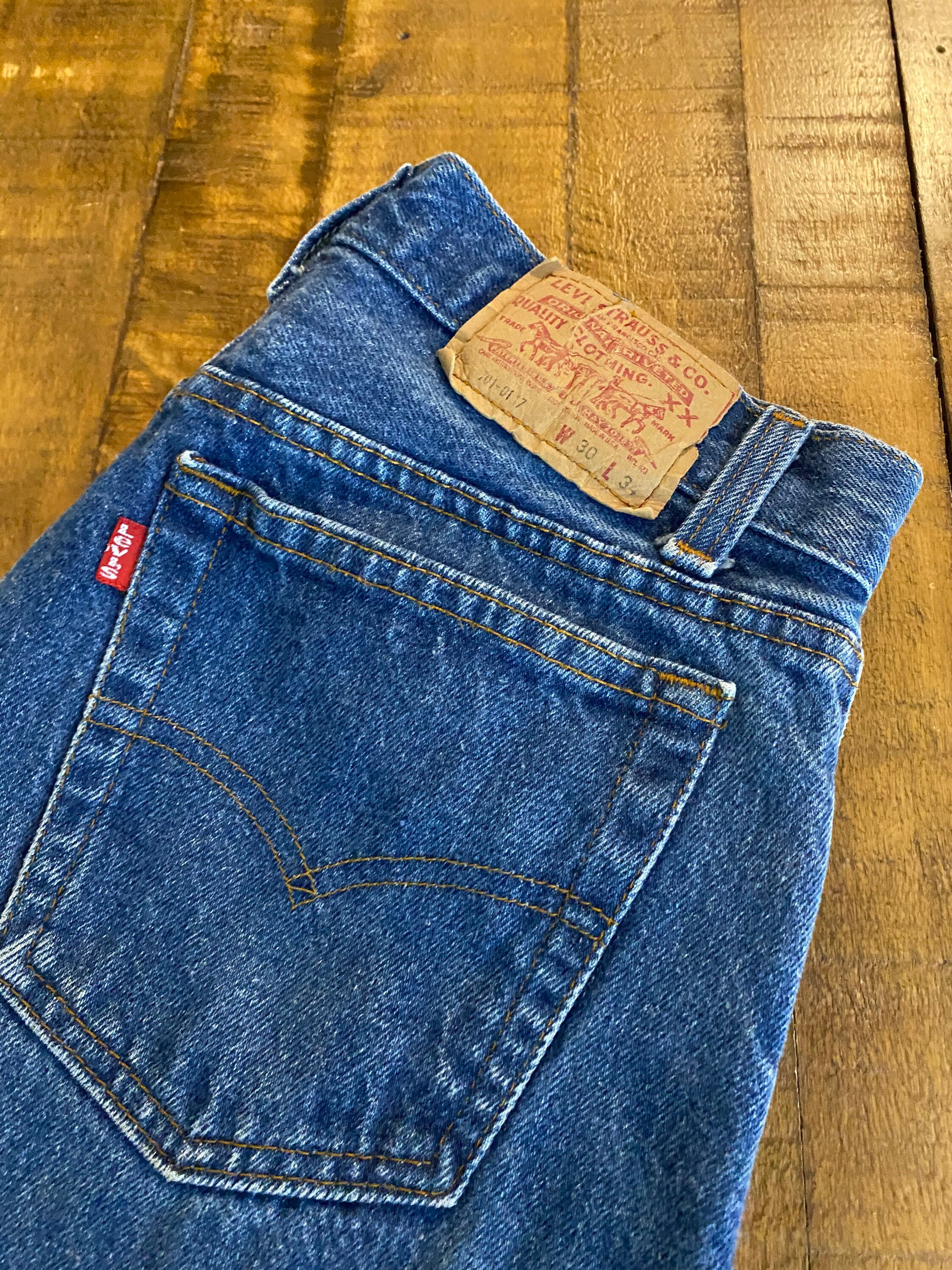 90s Vintage Womens Levis 701 Jeans 