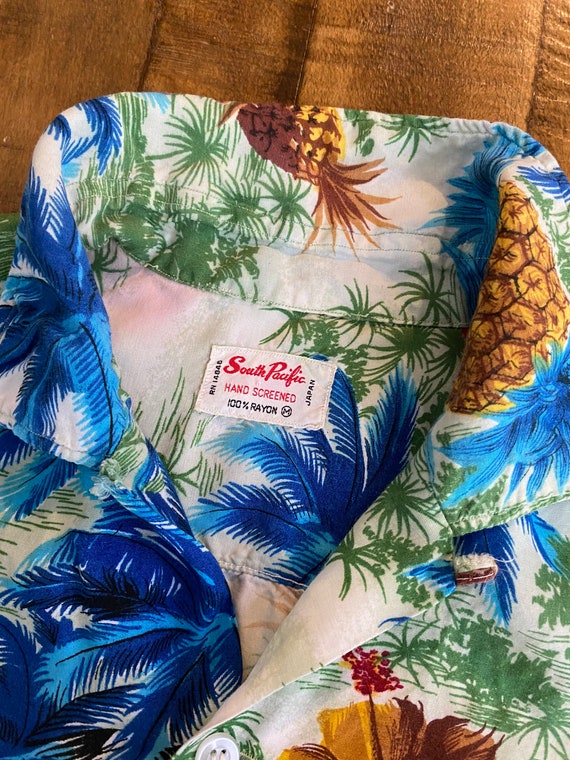 50s 60s vintage rayon hawaiian tropical shirt loo… - image 4