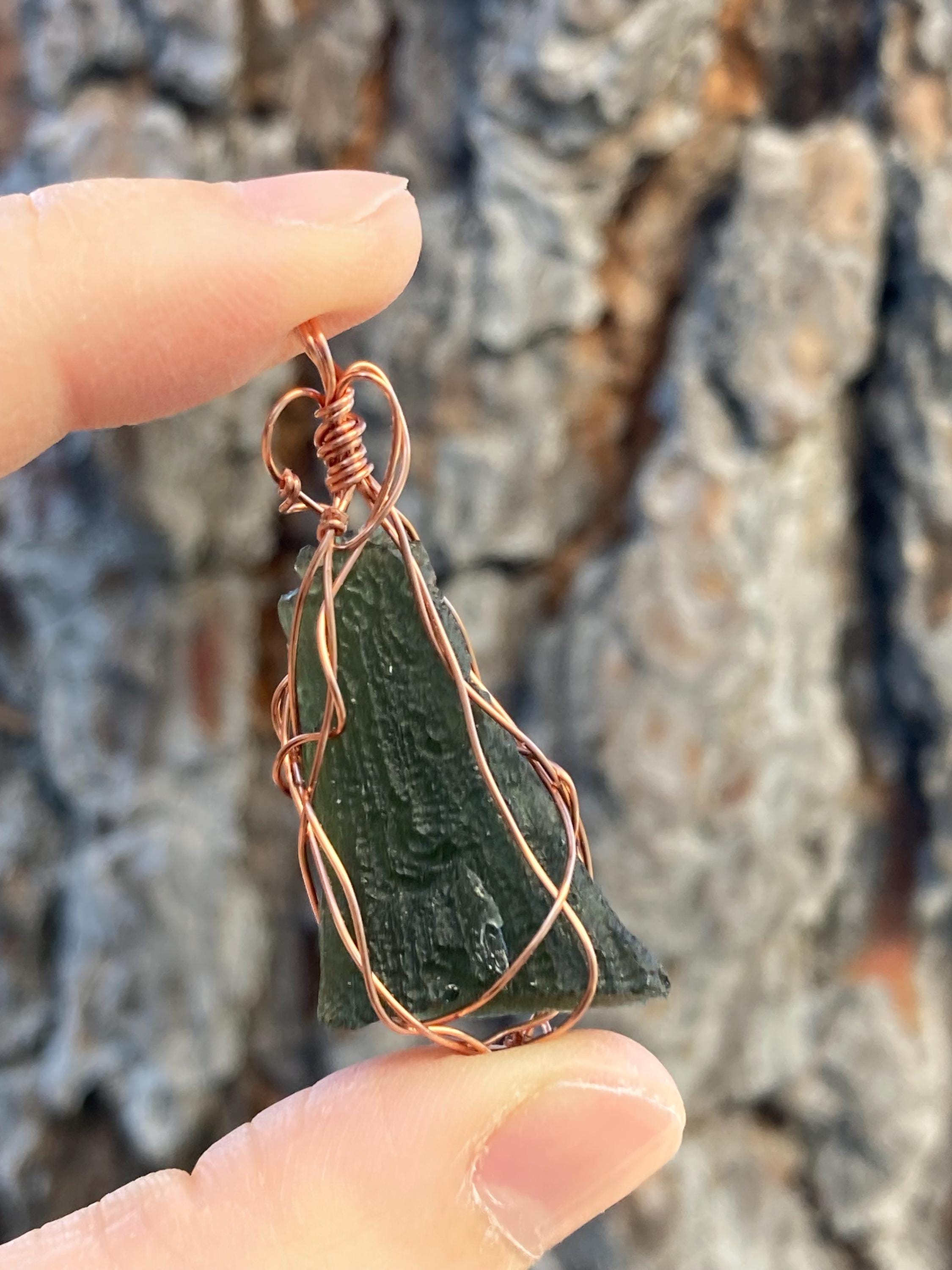 4.1g モルダバイト ワイヤーラップペンダント | 天然