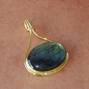 Natural Labradorite Pendant, Artisan Crafted Pendant, Brass Gemstone Pendant, Gold Plated Pendant, Birthstone Pendant, Oval Stone Pendant