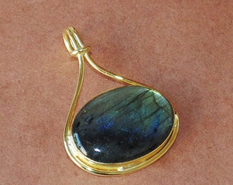 Natural Labradorite Pendant, Artisan Crafted Pendant, Brass Gemstone Pendant, Gold Plated Pendant, Birthstone Pendant, Oval Stone Pendant