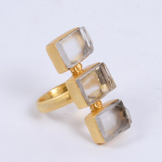 Anelli Anello Con Pietra Di Colore Da Donna In Oro 18 Carati Forma: Goccia Misura Anello: N° 13 Modello: Contornato Due File Zirconi 3,8g - Foto 3