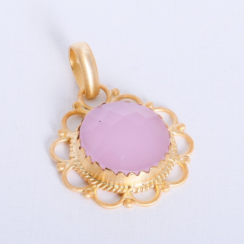 Handmade Bezel Set Pink Rose Quartz Pendant, Round Faceted Stone Pendant, Wholesale Designer Brass Pendant For Women image 1