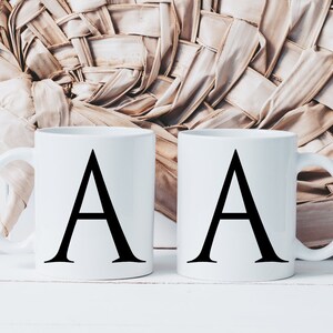 Tasse mit Buchstaben Kaffeetasse personalisiert Tasse mit Anfangsbuchstaben Kaffeebecher personalisiert Geschenk Mann Frau Keramik Schwarz Bild 4