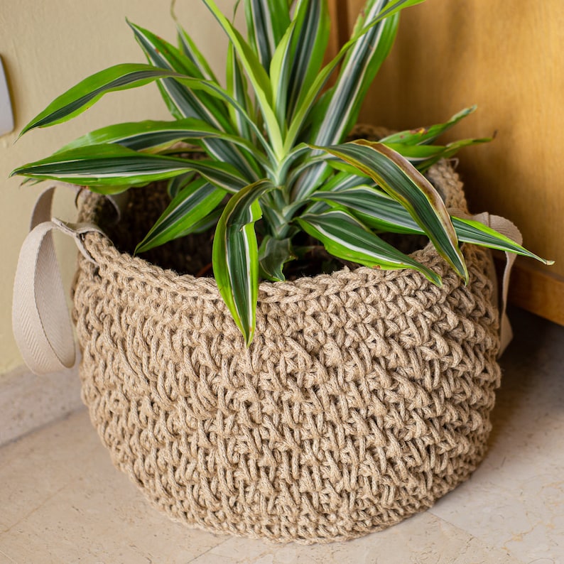 Large Jute Basket Crochet Pattern / PDF Format image 1