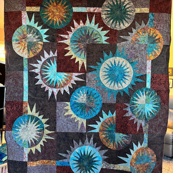 Quilt Total Eclipse Throw 53"x62"
