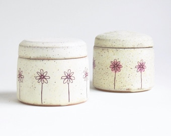 Tiny Pink Daisies Urn – Handmade Ceramic Keepsake (4 oz)