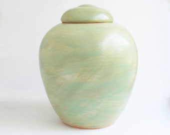 Green Meadows Urn - 200 lbs