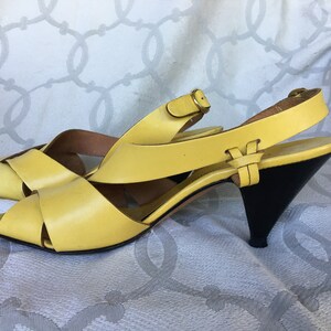 High Fashion YELLOW SANDALS PANCALDI for Place Vendome Size 8 1/2