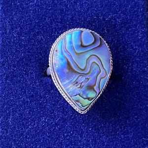 20%off-ABALONE  Drop-shape STERLING RING 7.5