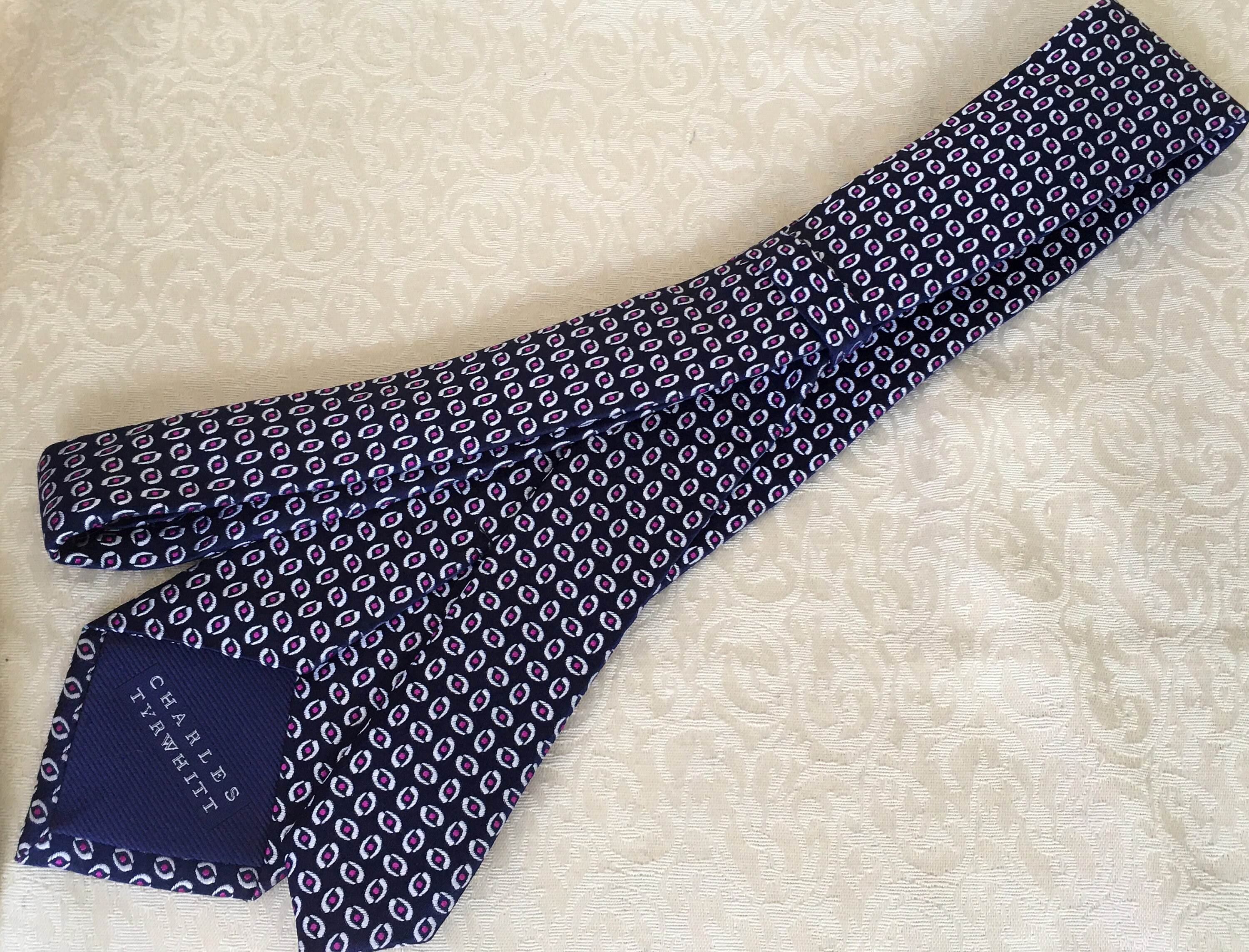 charles tyrwhitt chinos