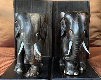 Sujetalibros de elefante africano de madera negra tallado a mano, principios del siglo XX