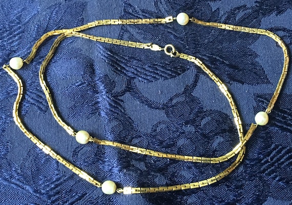 christian dior pearl necklace