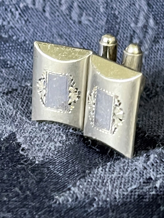 SOLID STERLING Mid-century  Engraved CUFFLINKS Si… - image 2