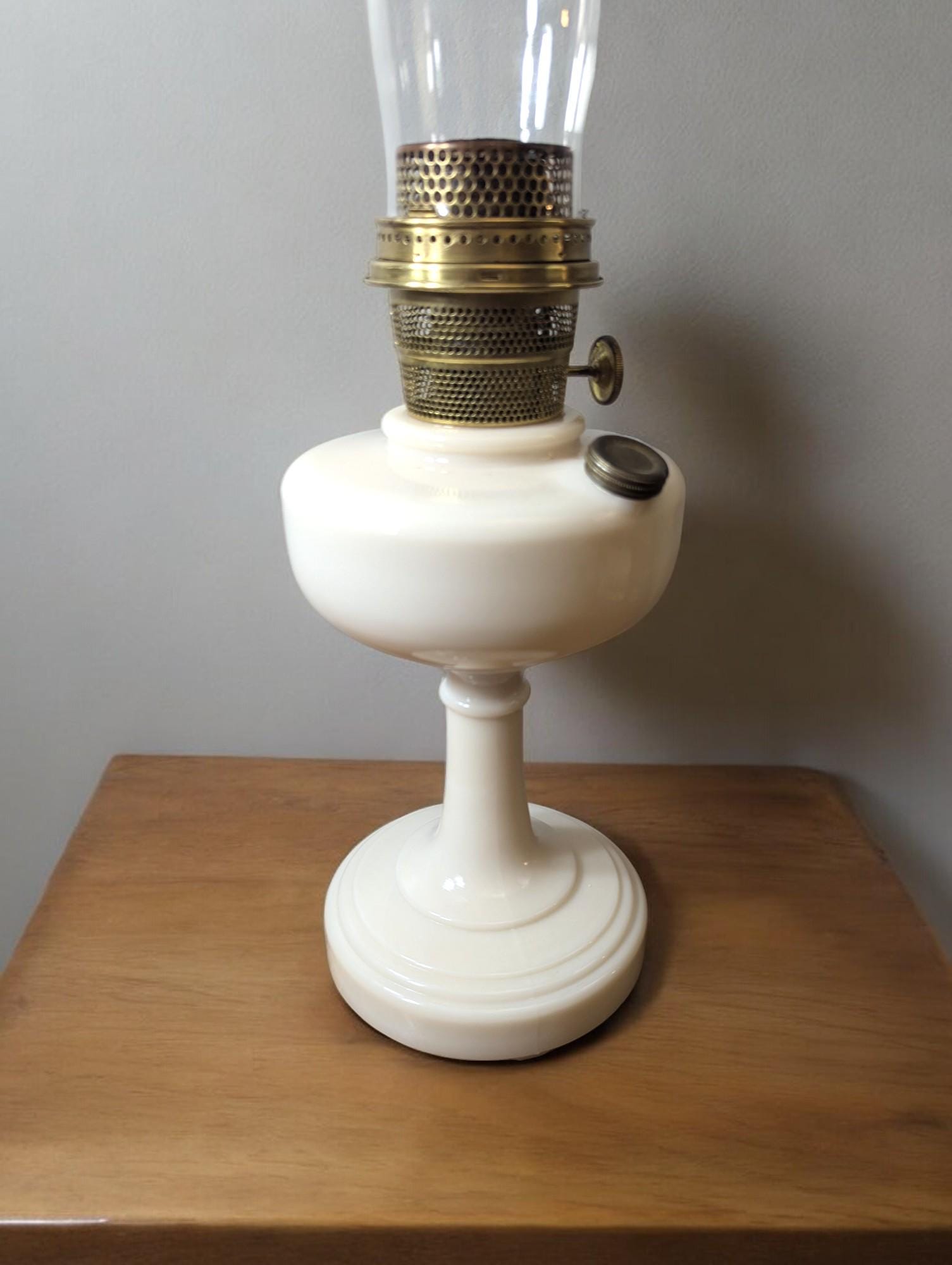 Vintage Aladdin Alacite Oil Lamp: Simplicity Model B76A, 1948 - Etsy