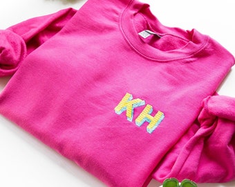 Womens Embroidered Monogram Sweatshirt, Monogram Sweater, Monogram Sweatshirt, Birthday gift, Gift for her, Initial Sweatshirt, Monogrammed
