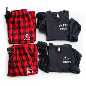 Matching Pajamas, Holiday Pajamas, Couples Christmas Pajamas, New Mr and Mrs Pajamas, Matching Christmas Pajamas, Couples Matching Pajamas,