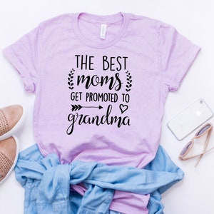 Mothers day gift, Best grandma shirt, Promoted to grandma, Gift for grandma, Gift for mom, Birthday gift, Mom shirt, Grandma shirt,