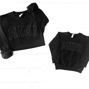 Embossed Mama Mini Set, Mom and Me matching shirts, Mom and son matching sweaters, Sweatshirts matching mother and child, New mom Shirt, mom