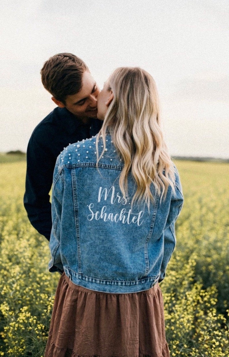 Bride jean jacket with pearls, Pearl jean jacket, bride jean jacket, Mrs Denim Jacket, Personalized Jean Jacket, Bride Jacket, Bridal gift image 3