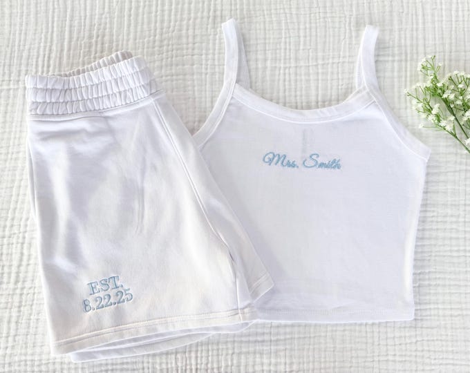 Wedding Pajamas, Bridal Gift Ideas,  Personalized Bridal PJs, Pajama Set Gift, Custom Pajamas for Bride