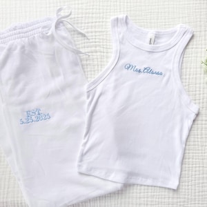 Mrs. Pajama Set, Mrs Tank & Joggers, Bridal Pjs, Bride Pajamas, Mrs. Set, Bridal Shower Outfit, Engagement Gift for Her, Embroidered