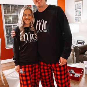 mr and mrs holiday pajamas, mr and mrs christmas pajamas, couple christmas pajamas, matching family christmas pajamas, matching pajamas image 3