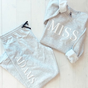Personalized Teacher Gift, Graduation Teacher gift, Teacher Sweatshirt, Teacher Outfit, Teacher Joggers, Teacher Loungewear, Teach shirt