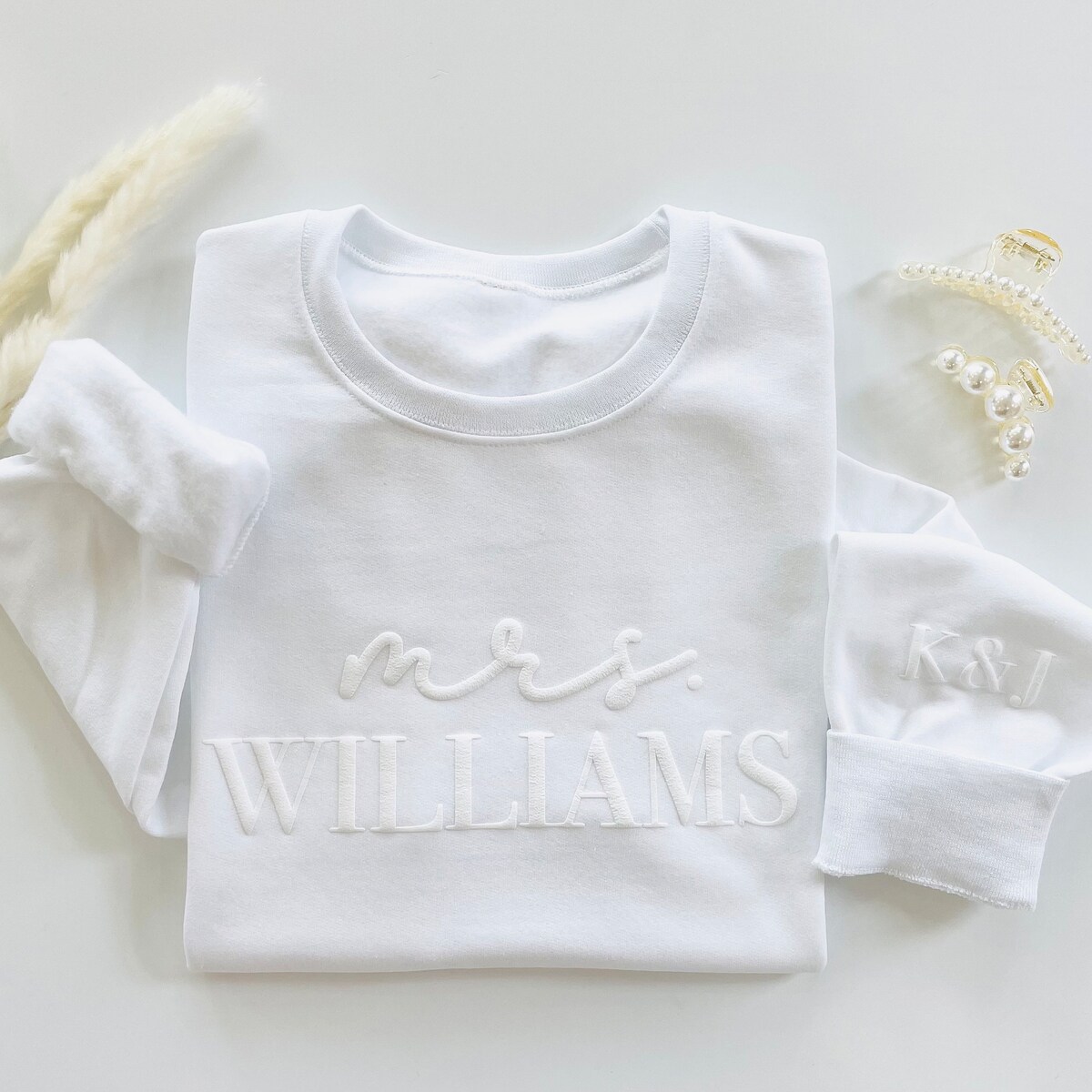 Custom Embossed Engagement Gift Future Mrs Sweatshirt New Mrs Sweatshirt Bride Sweatshirt Bride Crewneck Honeymoon Outfit Bride Sweater - Etsy