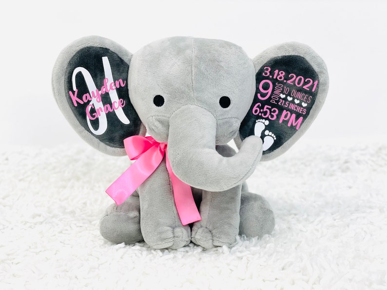 Peluche de elefante personalizado, regalo para baby shower y recién nacido, anuncio de nacimiento, bienvenida a casa. bubblegum pink