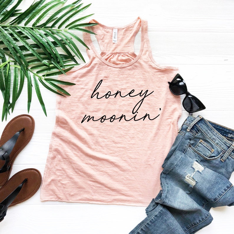 honeymoon outfit wedding gift honeymoonin honeymoon shirt custom mrs shirt bridal shower gift honeymoon tank bachelorette gift