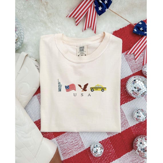 USA Graphic Tee | New York City Icon Shirt | Statue of Liberty Eagle Taxi Flag T-Shirt | Oversized Vintage-Inspired American Tee