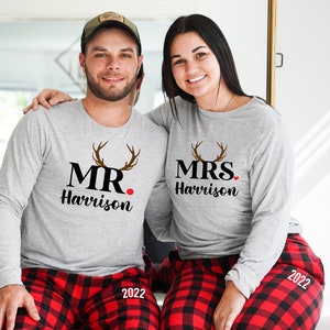 Couples Holiday Pajamas, Couples Christmas pajamas, Matching Christmas Pajamas, Mr and Mrs Couple Pajamas, Newlywed Christmas Pajamas