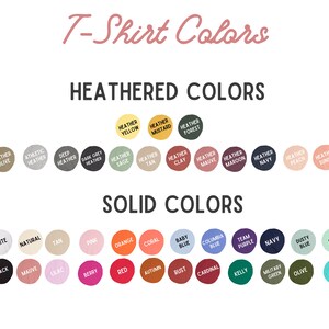 K&ouml;nnte beinhalten: Ein Diagramm mit 20 verschiedenen T-Shirt-Farben, unterteilt in zwei Kategorien: "Melierte Farben" und "Einfarbige Farben". Das Diagramm enth&auml;lt Farben wie Oliv, Senf, Wald, Salbei, Braun, Ton, Lila, Weinrot, Marine, Pfirsich, Sonnenuntergang, Wei&szlig;, Natur, Braun, Rosa, Orange, Koralle, Babyblau, Columbia-Blau, Team-Lila, Marine, Staubblau, Minze, Schwarz, Lila, Flieder, Beere, Rot, Herbst, Rost, Kardinal, Kelly, Milit&auml;rgr&uuml;n, Oliv und T&uuml;rkis.