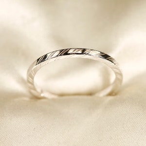 102322 925 Silver Pattern Ring, 1.6mm Width - Etsy 102322 925 Silver Pattern Ring, 1.6mm Width - Etsy