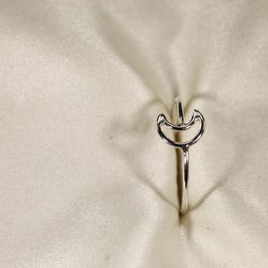 14K Gold Filled Moon Ring - Delicate Wire Design image 14
