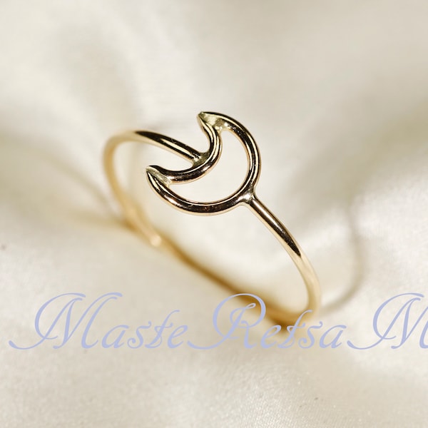 14K Gold Filled Moon Ring - Delicate Wire Design