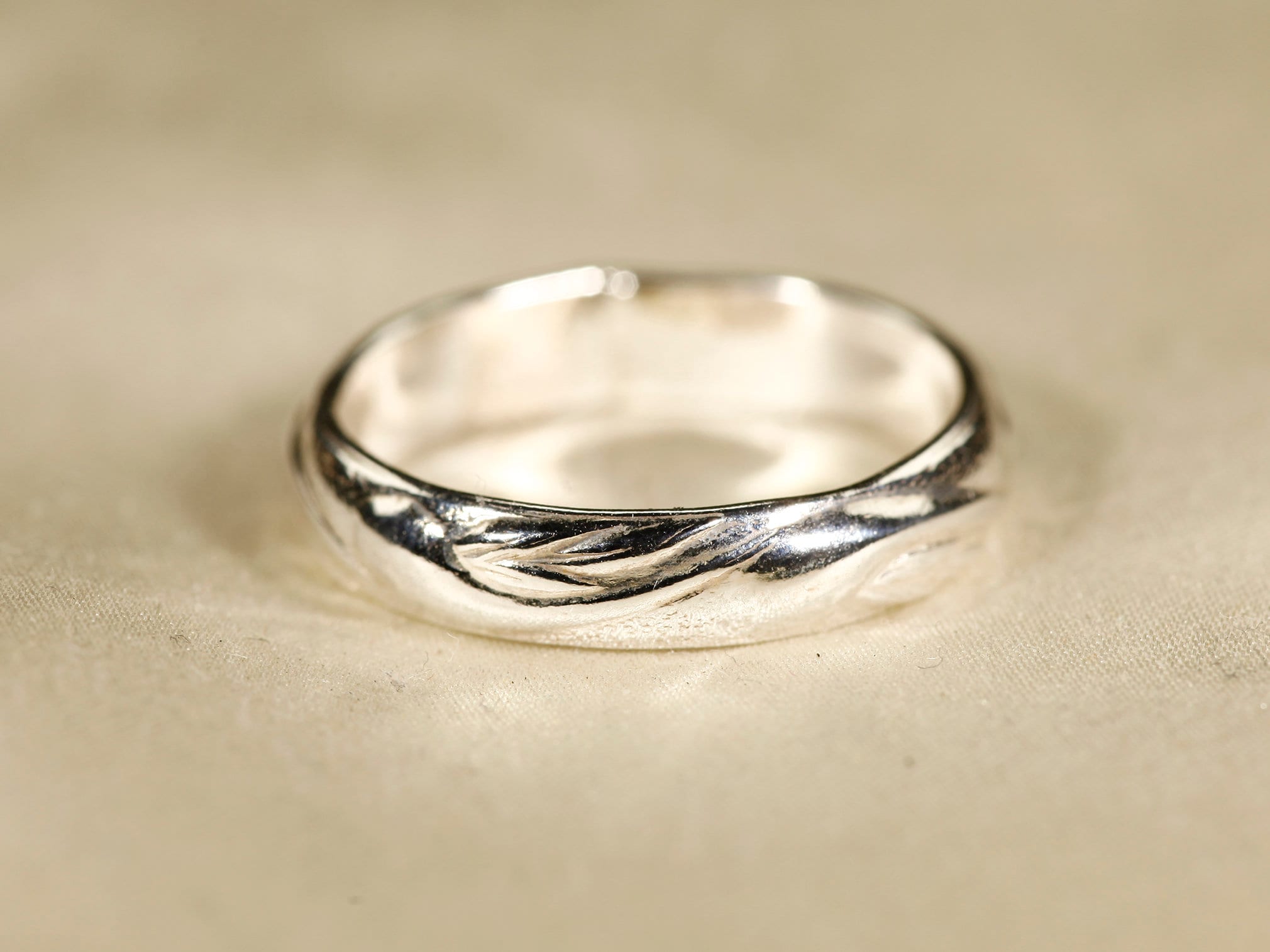 Twisted Wave Wide 925 Silver Ring(サイズ調節リング, 2 COLOR) il_fullxfull.3600945309_r3dw.jpg