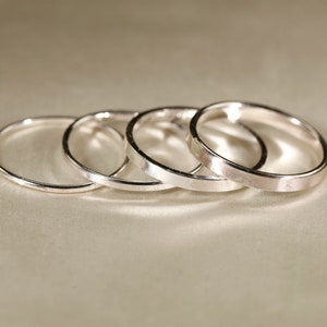 925 Silber Glatt & Hammered Ring, 1-2.5mm breit. Bild 2