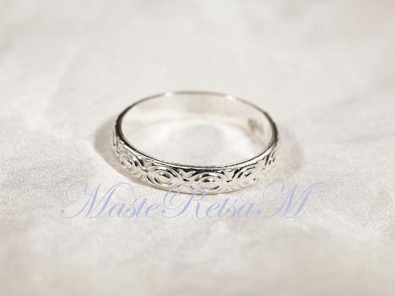 Handmade Argentium silver Vintage Pattern Ring: Textured Band-108351