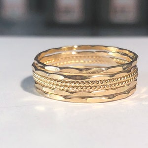 14k Gold Filled Stacking 6 Ring Set-H: Gehämmerte & gedrehte Ringe Set