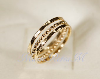 Handgemaakte 14k gold filled stapelbare ring set-B: gold filled ringen met gehamerd en kralen, ook verkrijgbaar in sterlingzilver en roségoud gevuld